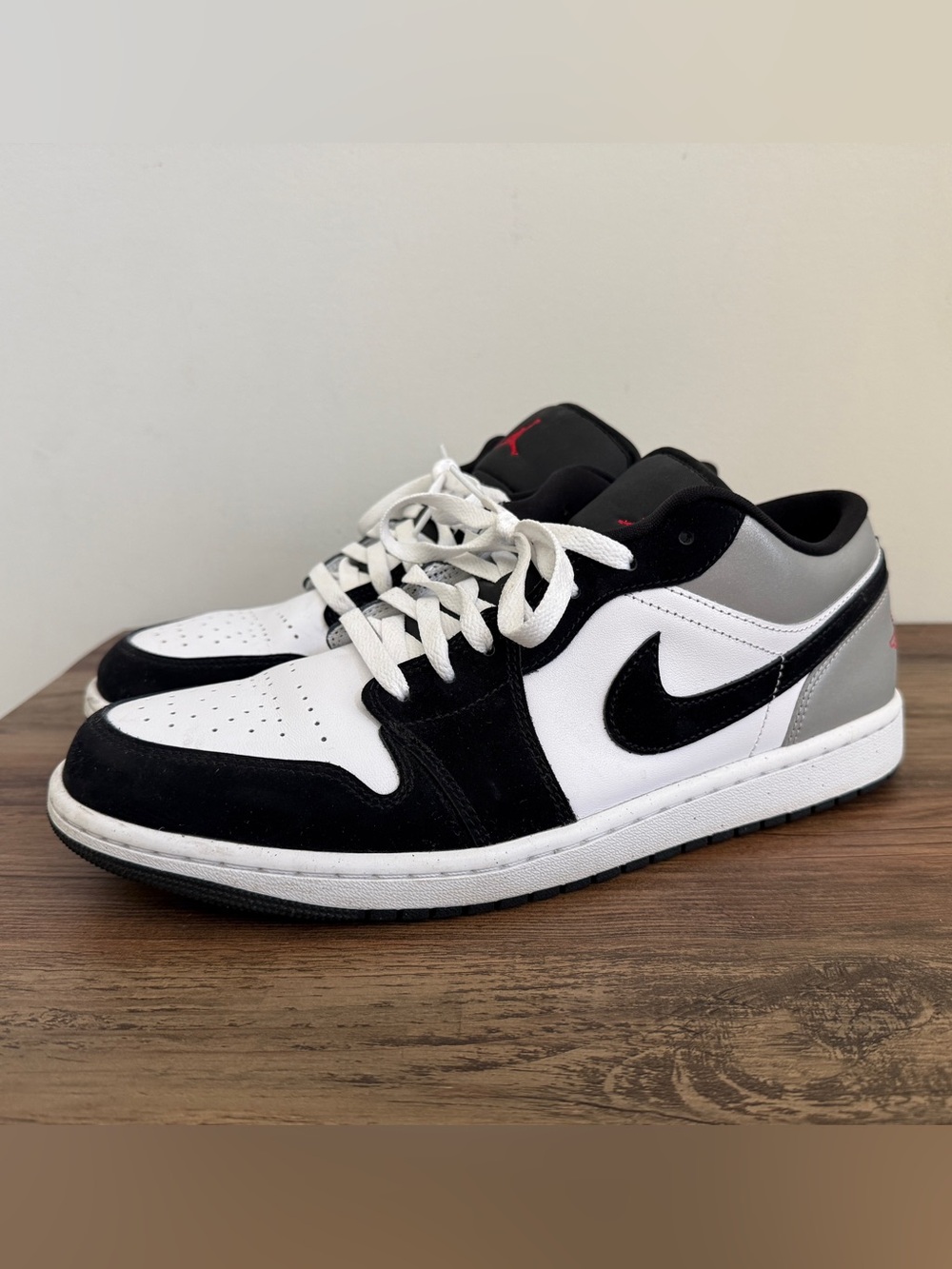 MEN'S AIR JORDAN RETRO 1 LOW
